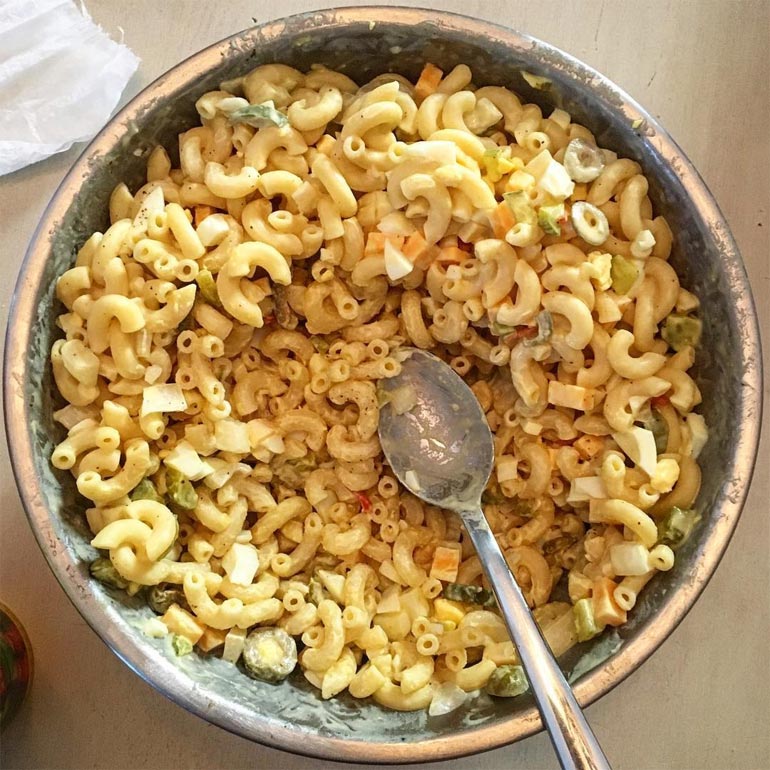 Yellow bowl macaronic salad